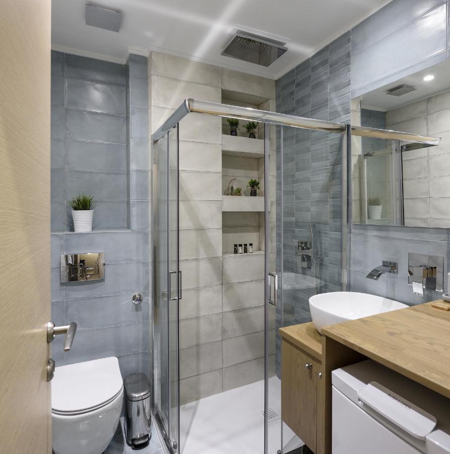 Τhe Half Root Suite In The Heart Of City Center Tessalónica Exterior foto