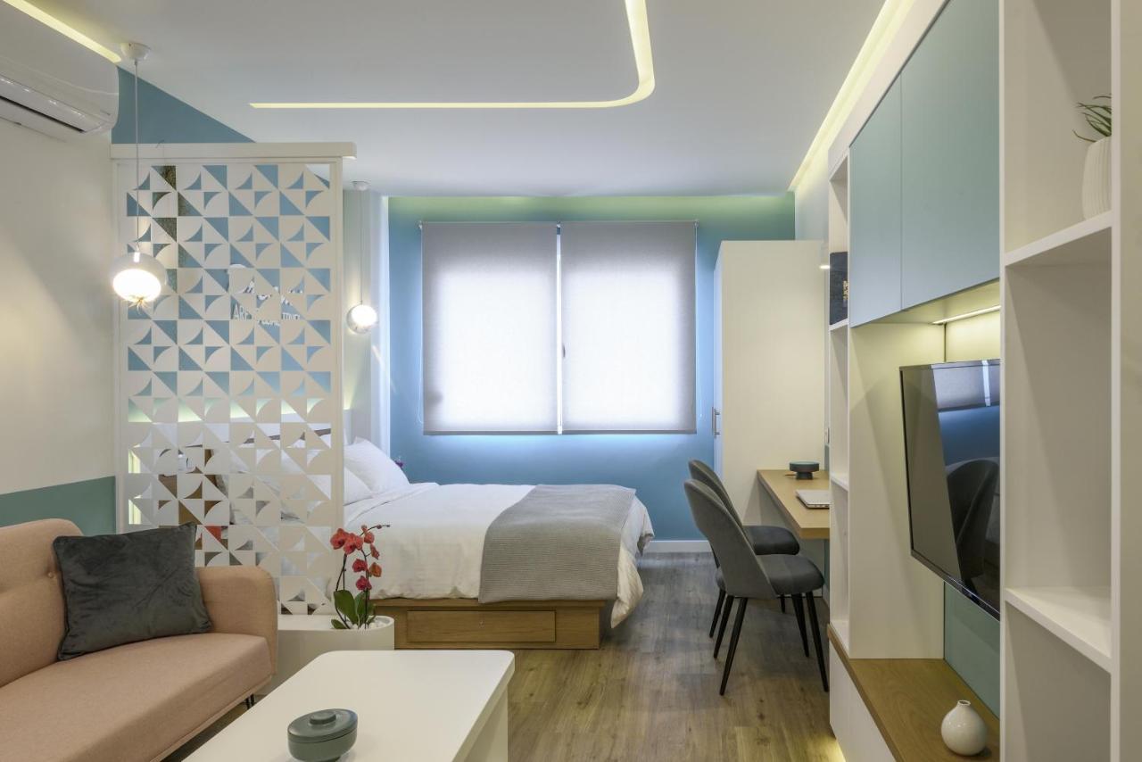 Τhe Half Root Suite In The Heart Of City Center Tessalónica Exterior foto